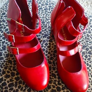 Chase & Chloe shoes 7.5